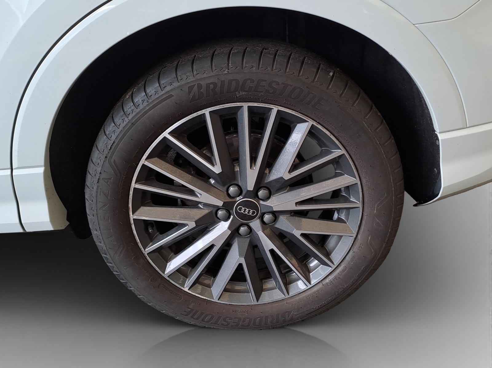 AUDI Q3 Sportback 40 TDI S line Attraction quattro S-tronic-image-13