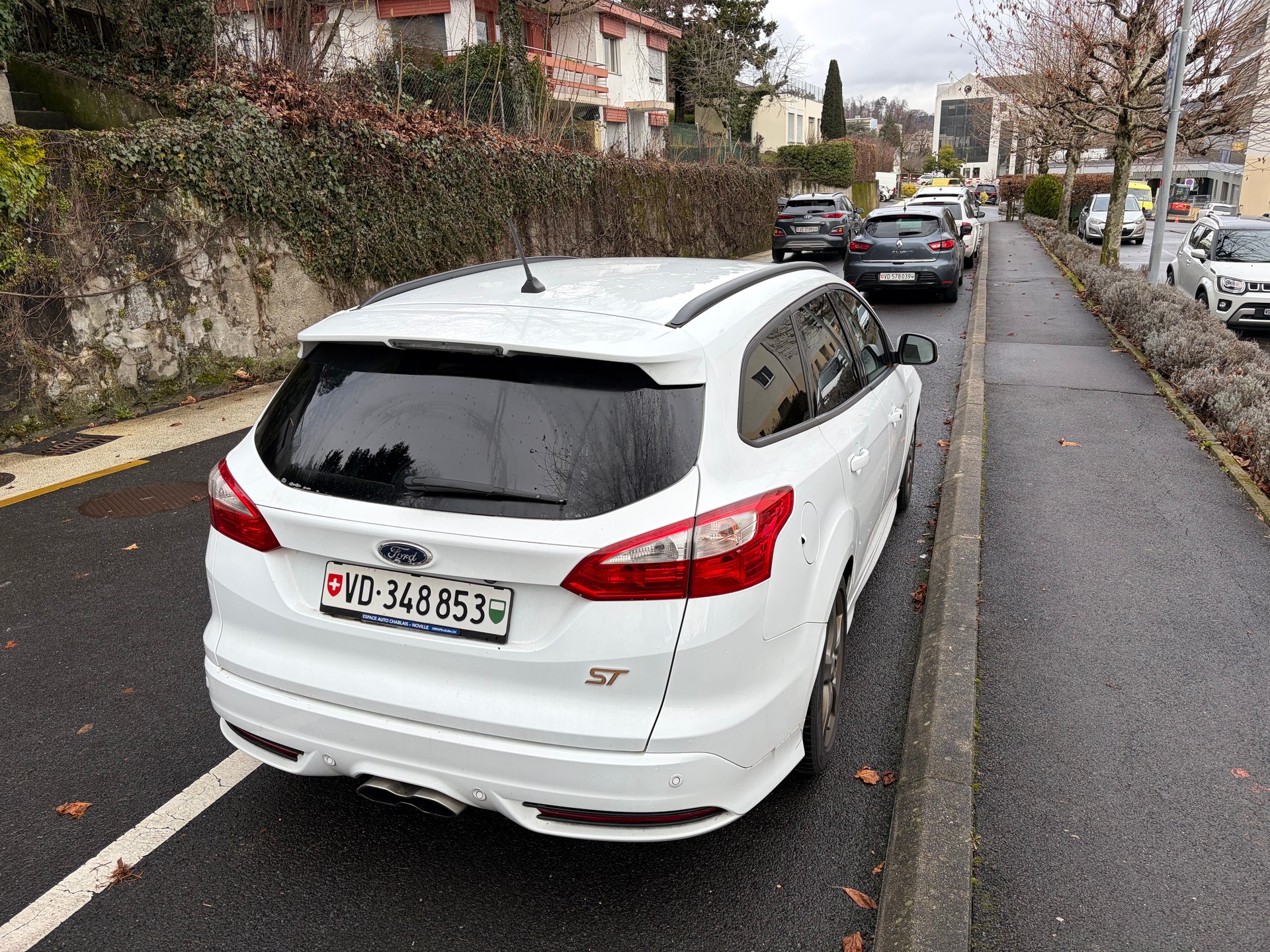 FORD Focus 2.0 SCTi ST-2-image-4