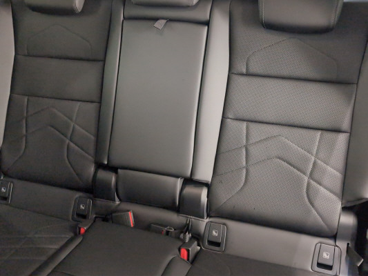 BMW X1 xDrive 20d 48V xLine-image-9