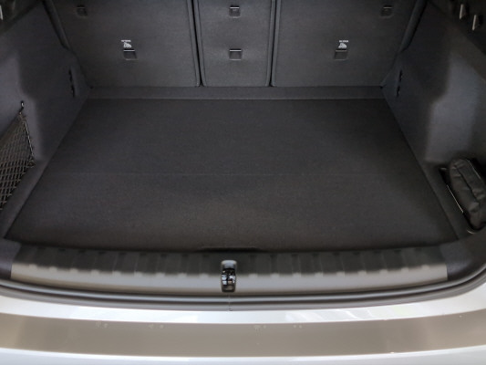 BMW X1 xDrive 20d 48V xLine-image-12