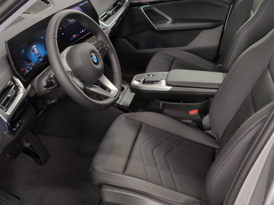 BMW X1 xDrive 20d 48V xLine-image-7