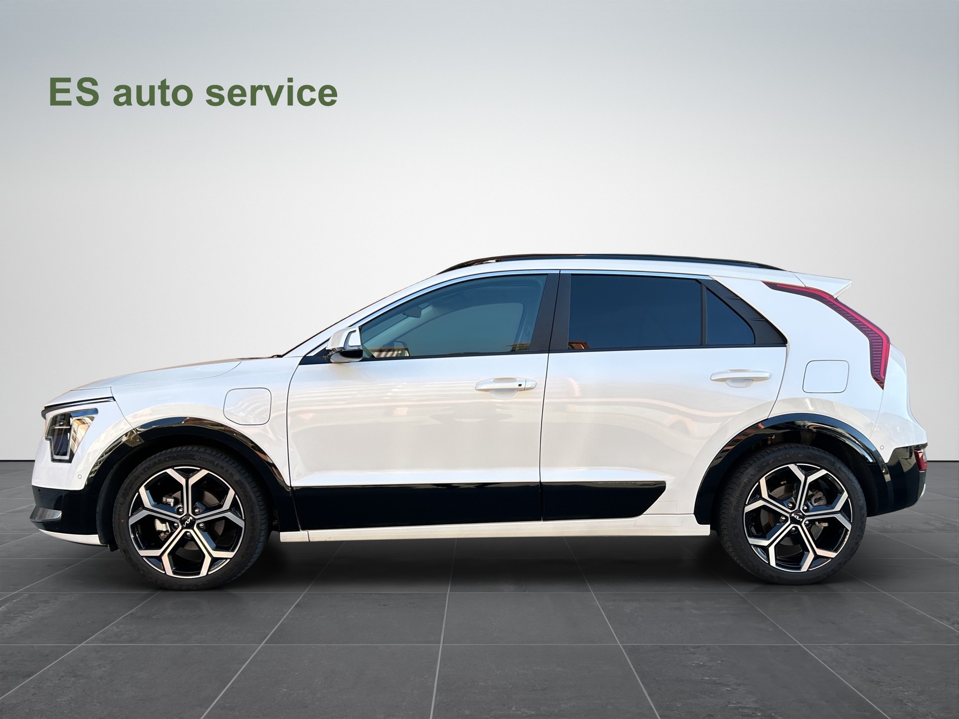 KIA Niro 1.6GDi Plug-in Hybrid Style DCT-image-2