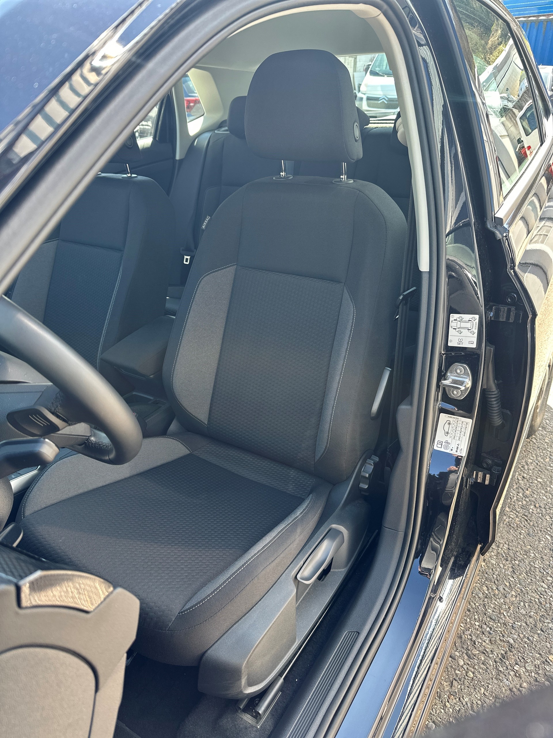 VW Polo 1.0 TSI Life DSG-image-8