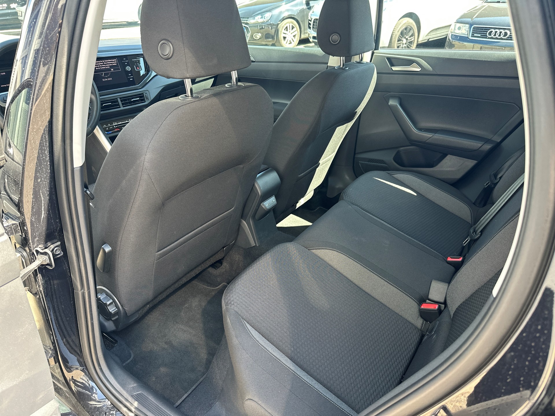 VW Polo 1.0 TSI Life DSG-image-9