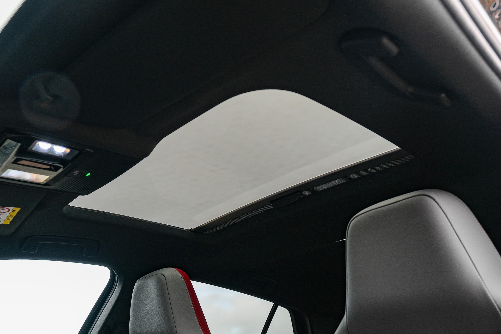 VW Golf 2.0 TSI GTI DSG LEDERPAKET-image-23