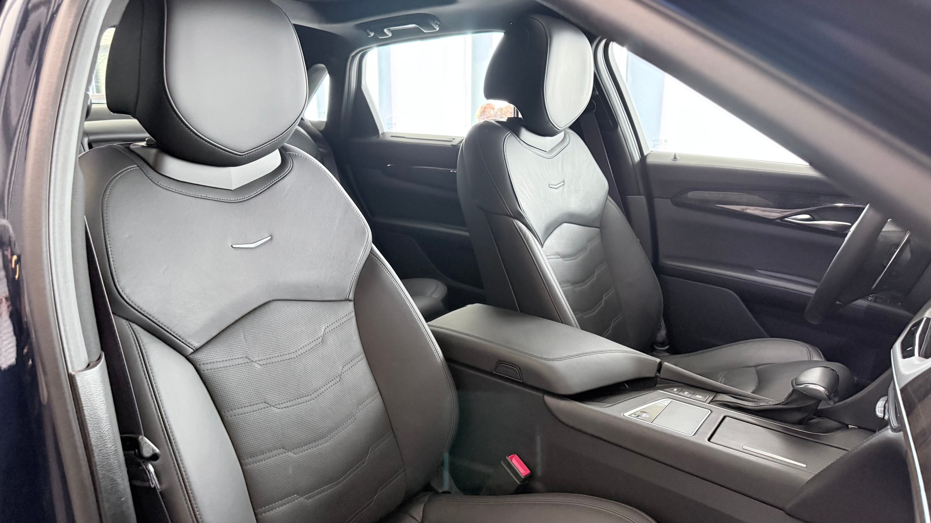 CADILLAC CT6 3.0 TT Luxury AWD-image-21