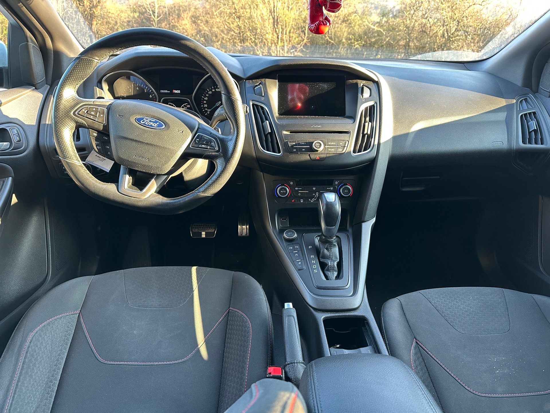 FORD Focus 1.5 SCTi Business Automatic-image-5