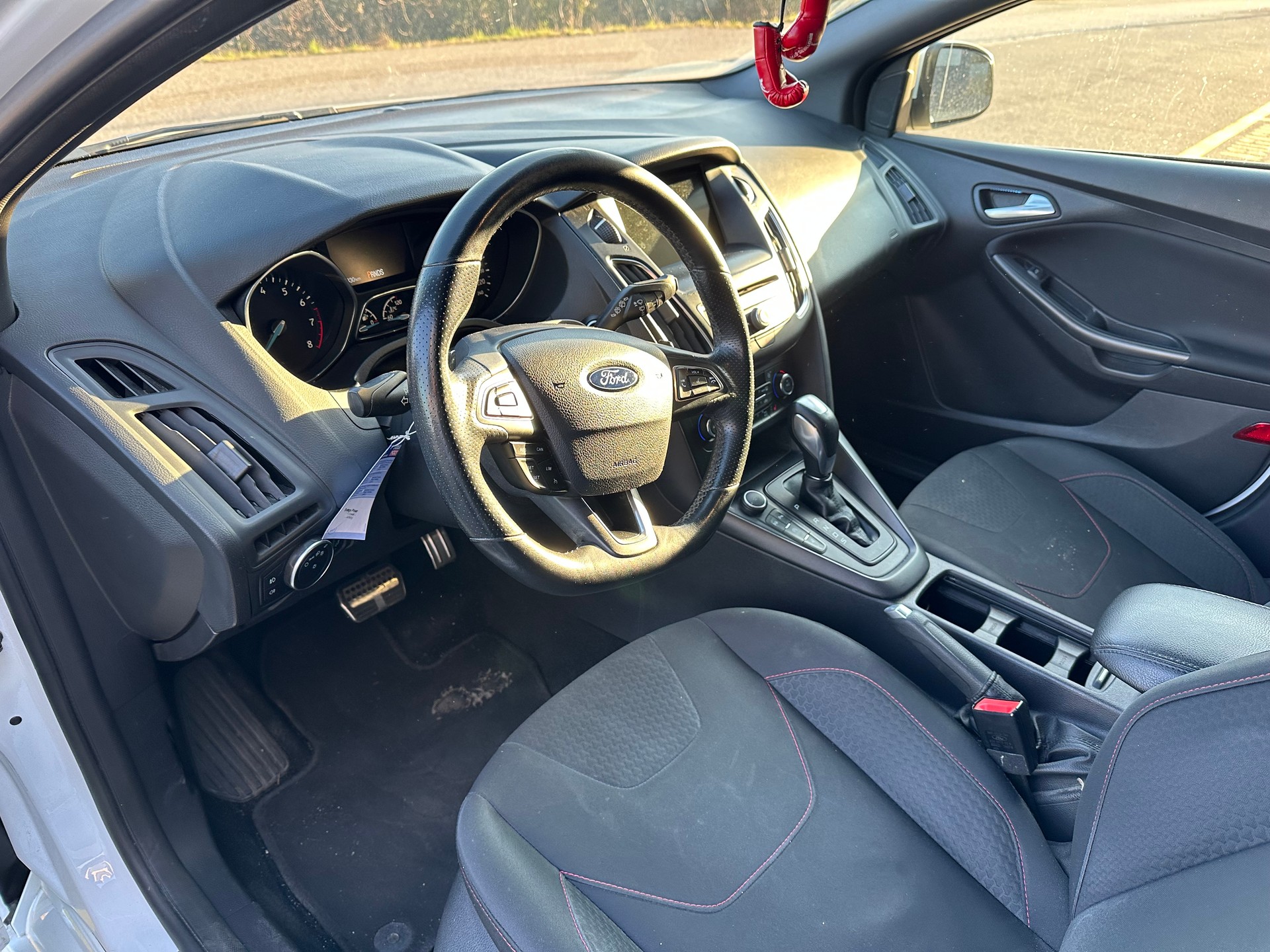 FORD Focus 1.5 SCTi Business Automatic-image-6