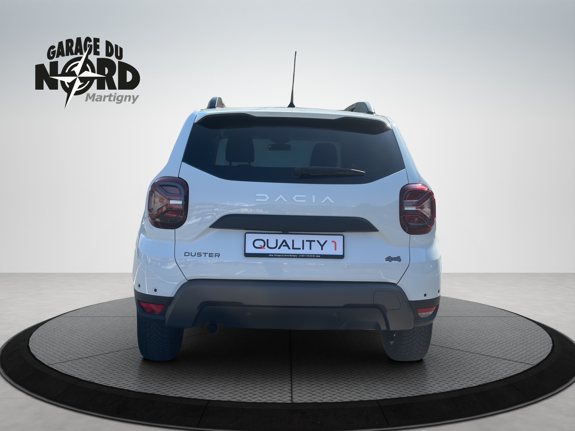 DACIA Duster TCe 150 Journey 4x4-image-4
