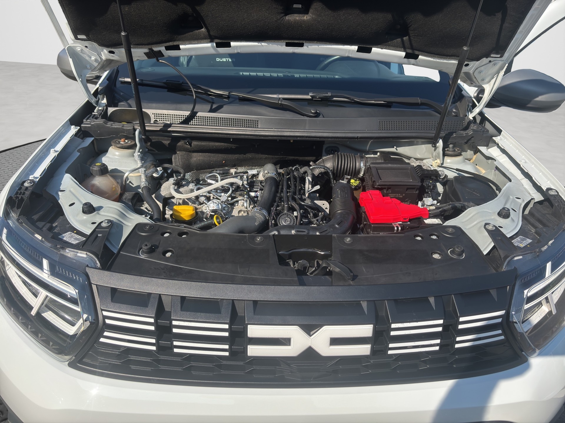 DACIA Duster TCe 150 Journey 4x4-image-15