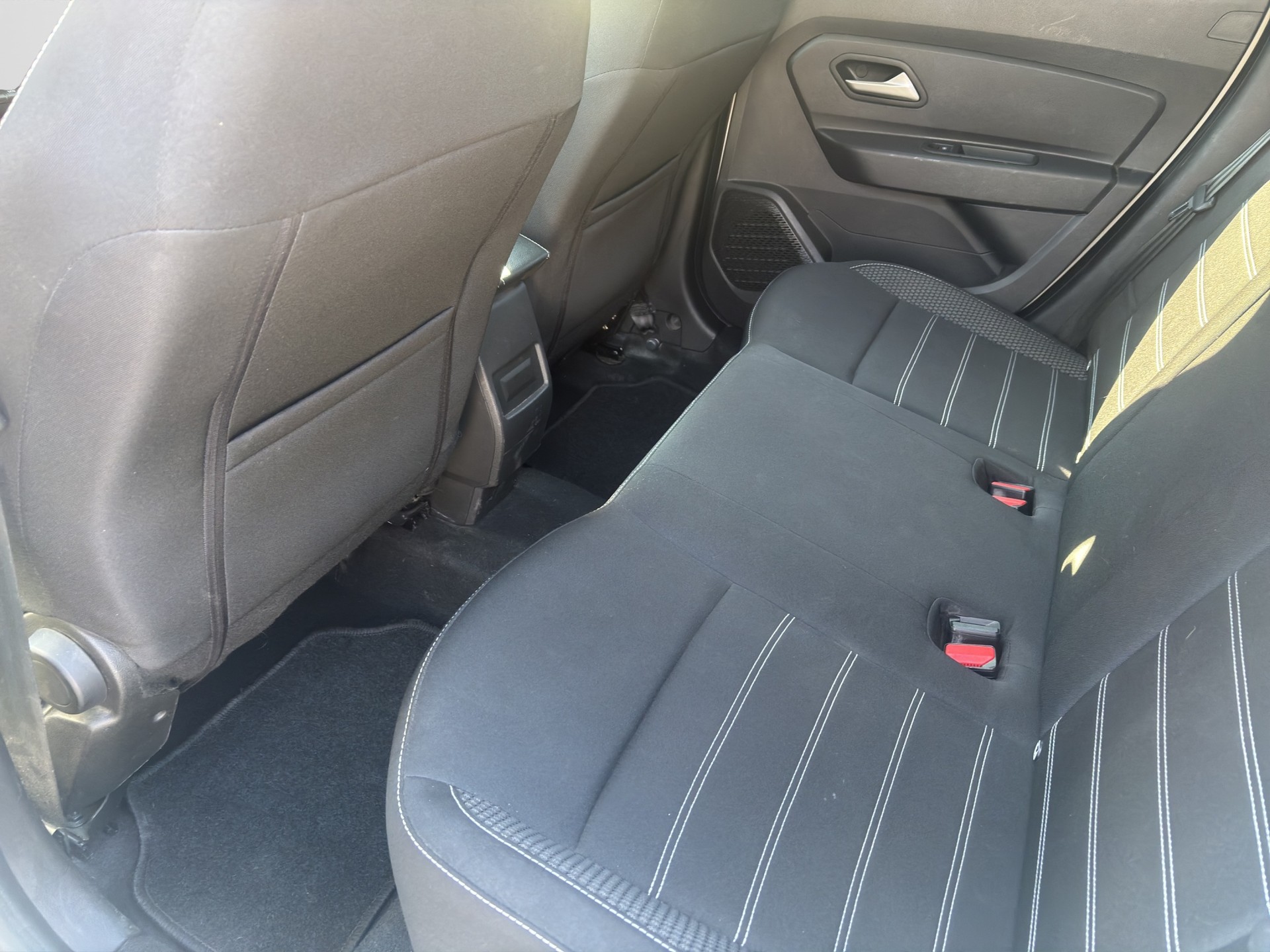 DACIA Duster TCe 150 Journey 4x4-image-10