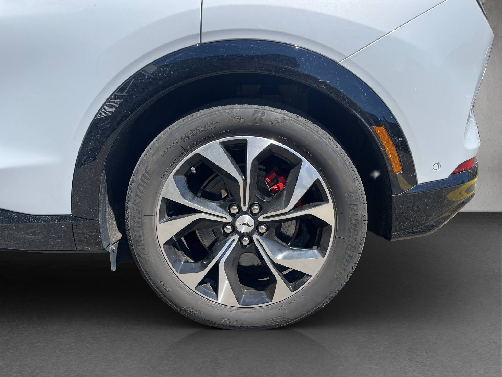 FORD Mustang Mach-E Extended AWD-image-23