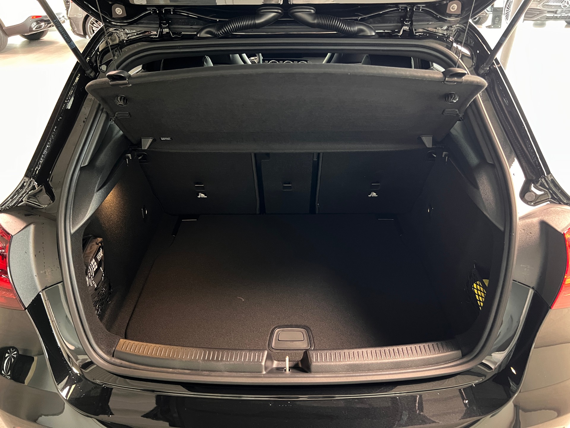 MERCEDES-BENZ A AMG 35 4Matic 8G-DCT-image-6