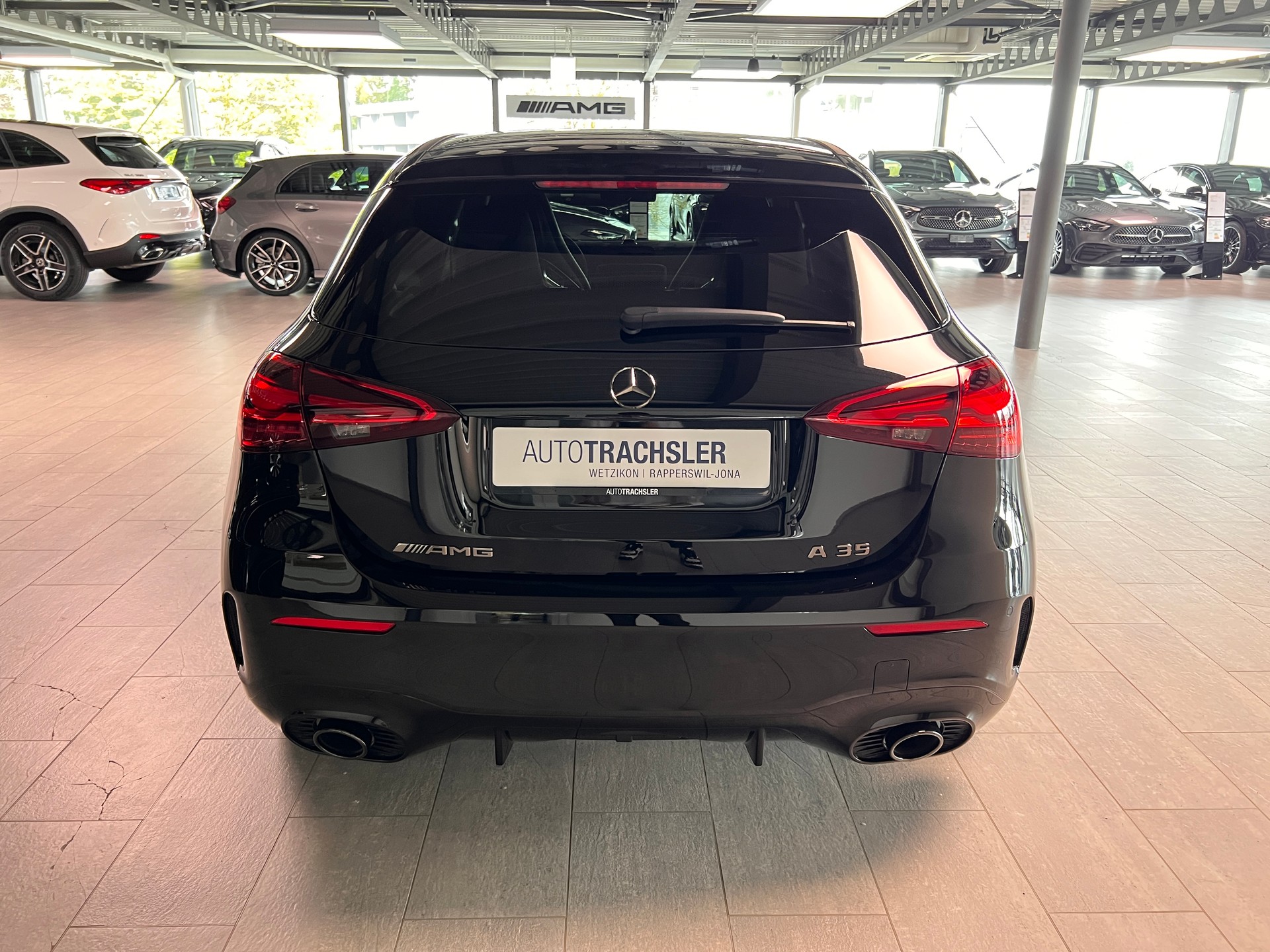 MERCEDES-BENZ A AMG 35 4Matic 8G-DCT-image-4