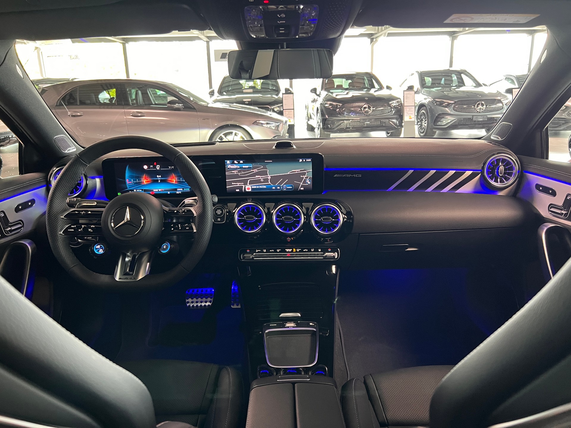 MERCEDES-BENZ A AMG 35 4Matic 8G-DCT-image-12
