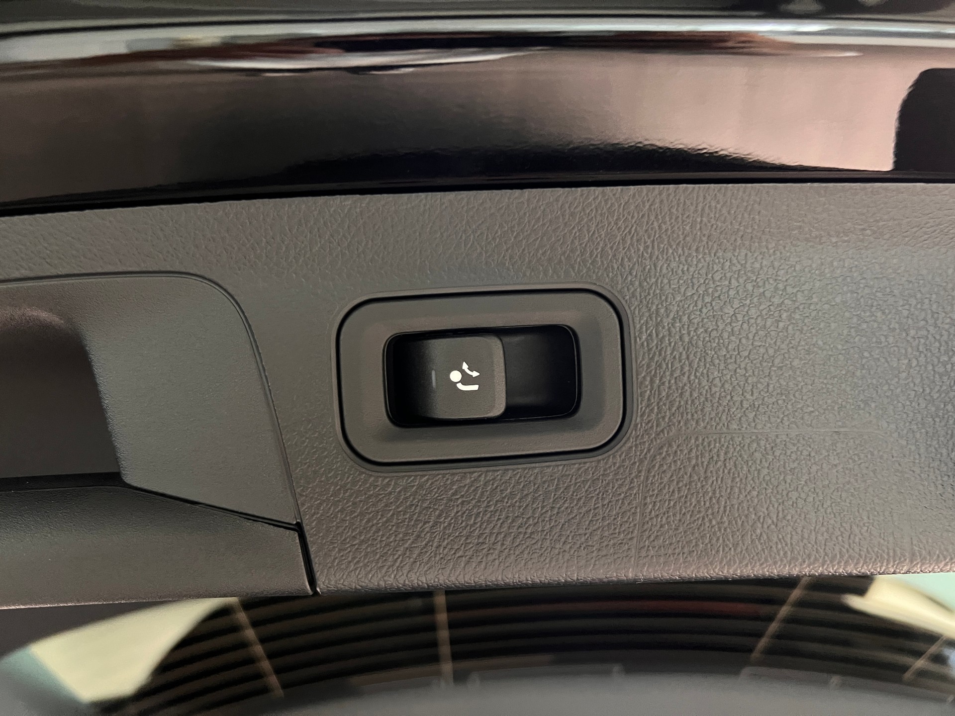 MERCEDES-BENZ A AMG 35 4Matic 8G-DCT-image-7