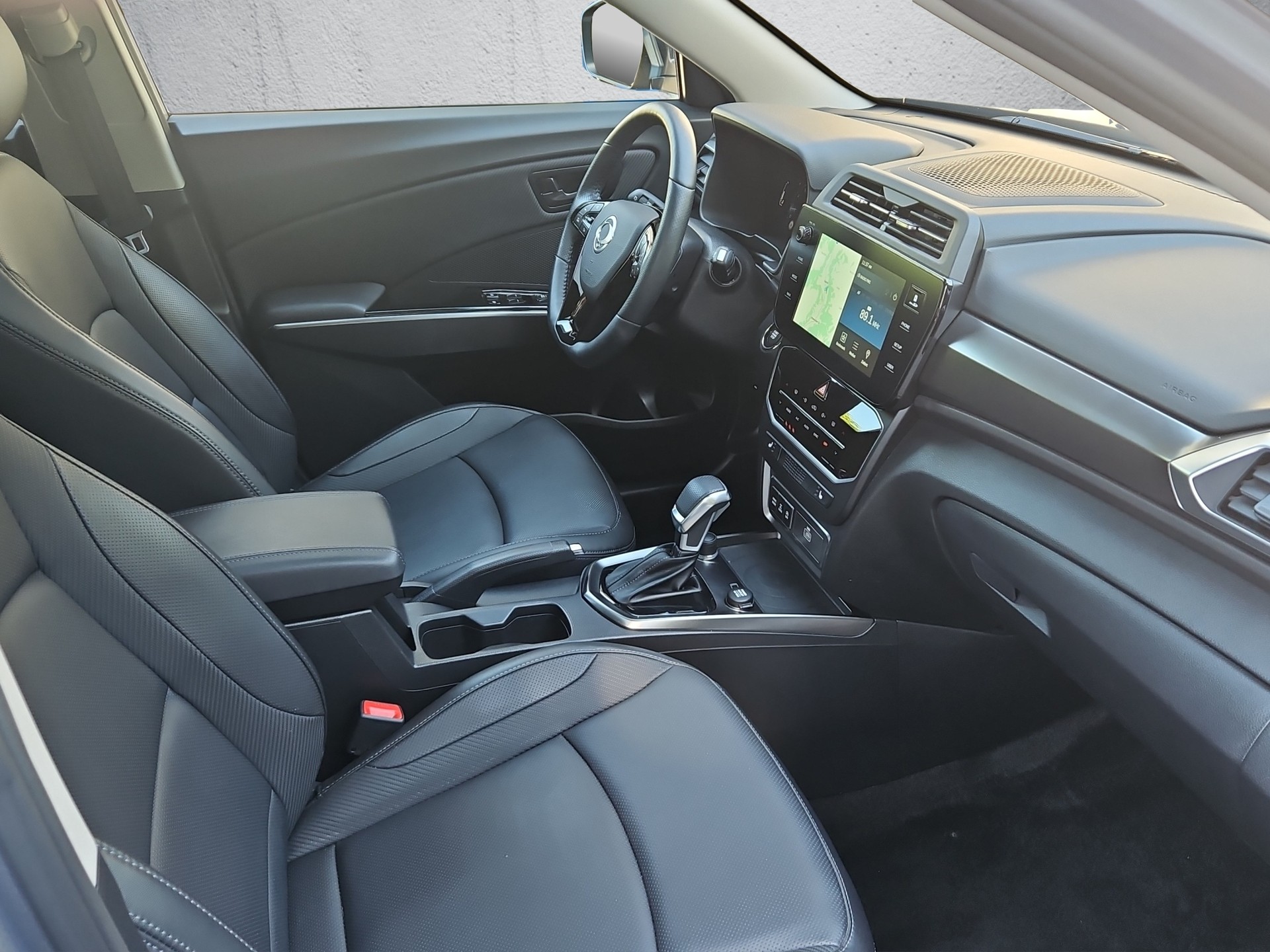 KGM-SsangYong Tivoli 1.5 T-GDI Titanium 4WD Automat-image-19