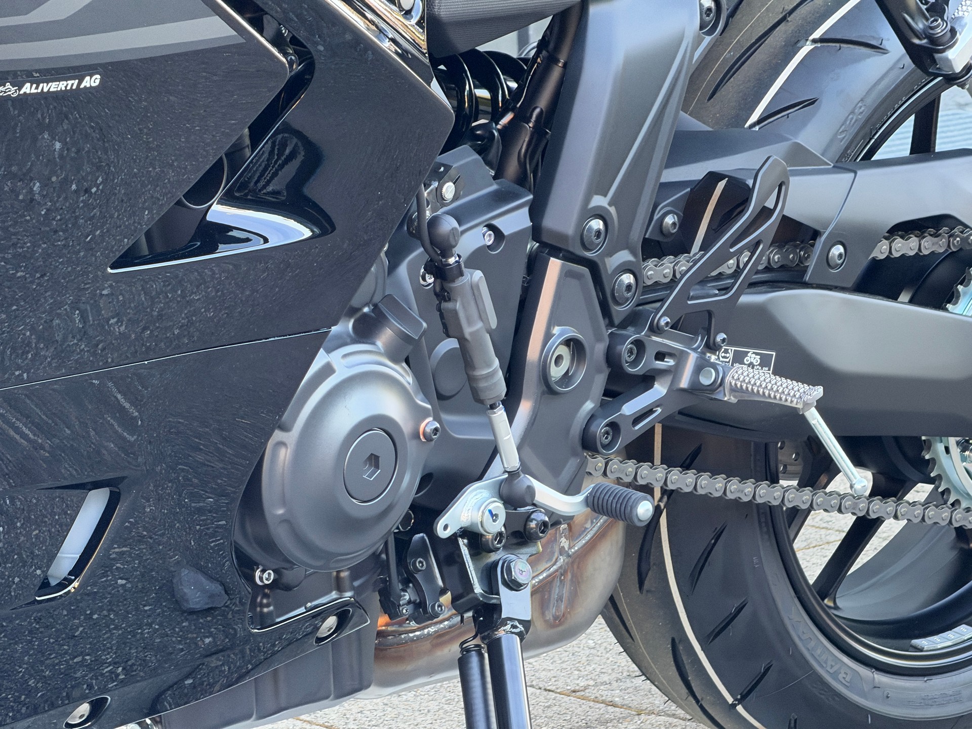 YAMAHA R7 (35kW) 2026-image-4