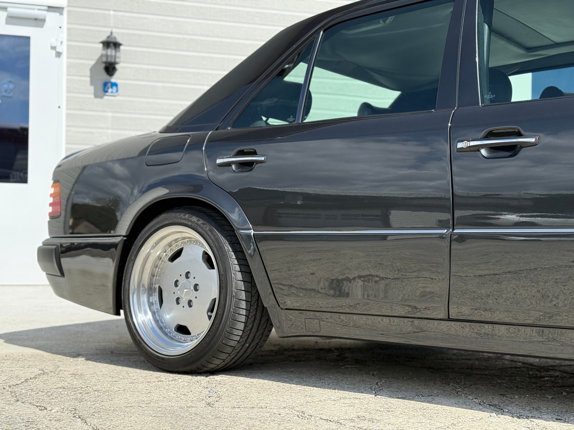 MERCEDES-BENZ 500 E Automatic-image-6