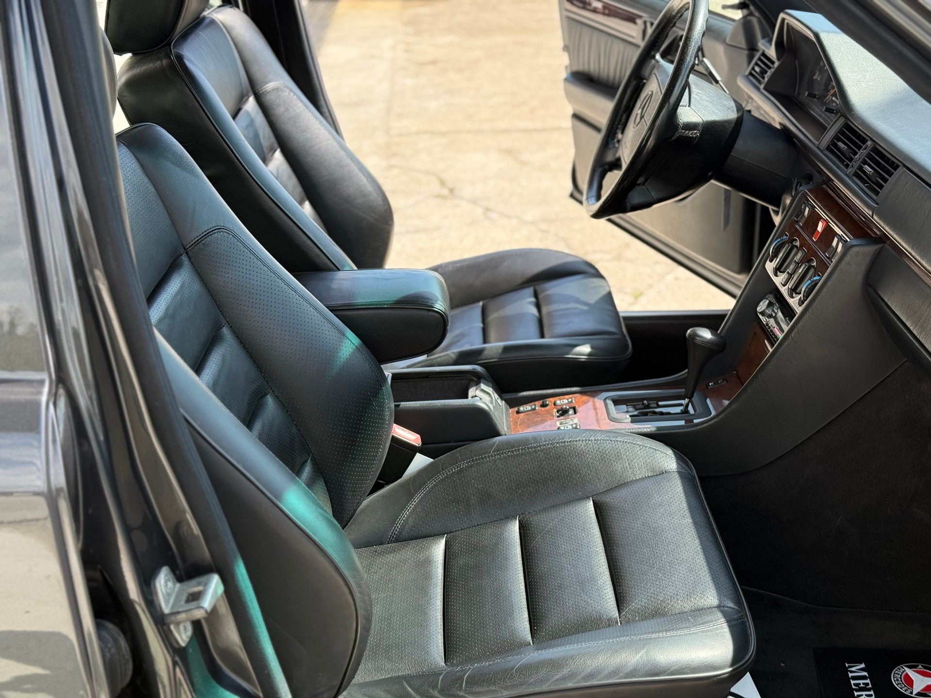 MERCEDES-BENZ 500 E Automatic-image-14
