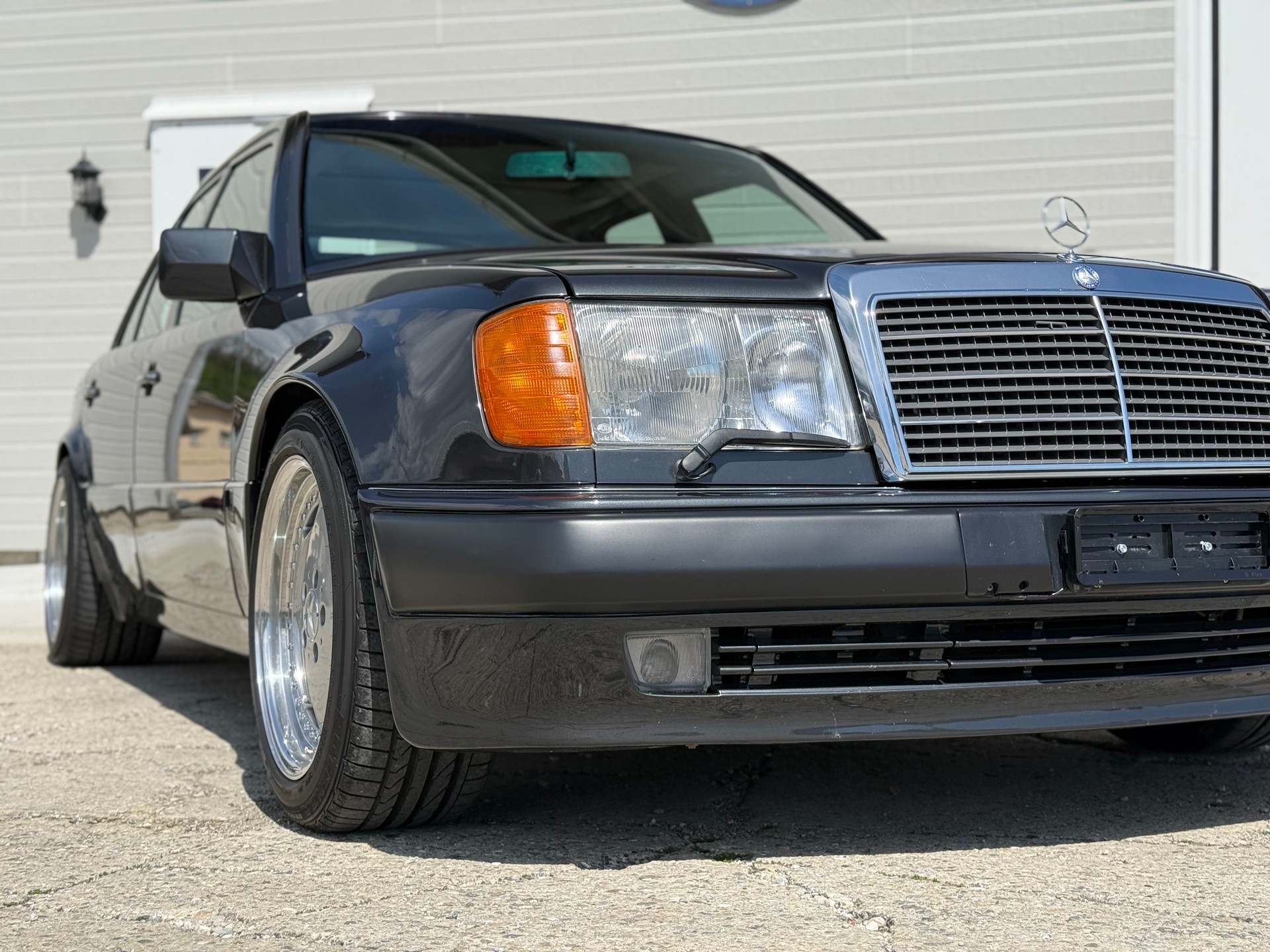 MERCEDES-BENZ 500 E Automatic-image-4