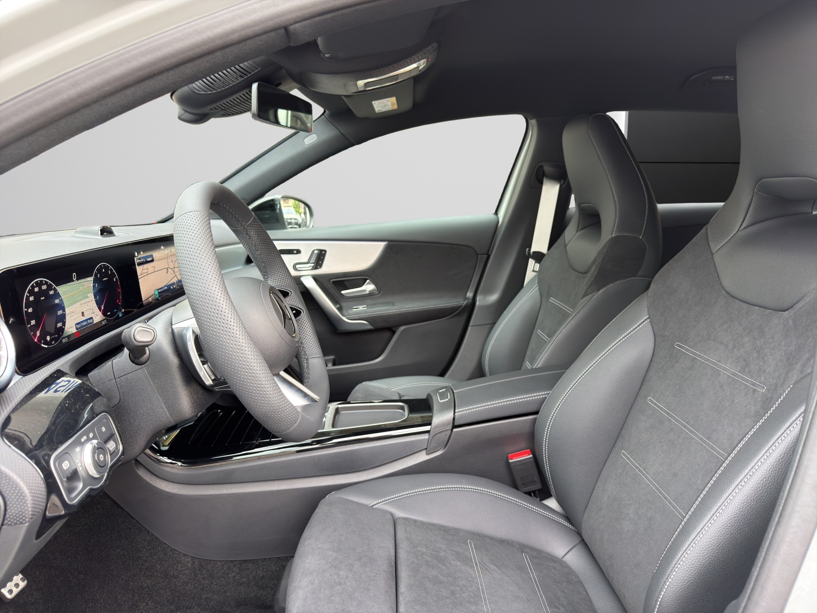 Image MERCEDES-BENZ A-200 A 200 Night Star 7G-DCT