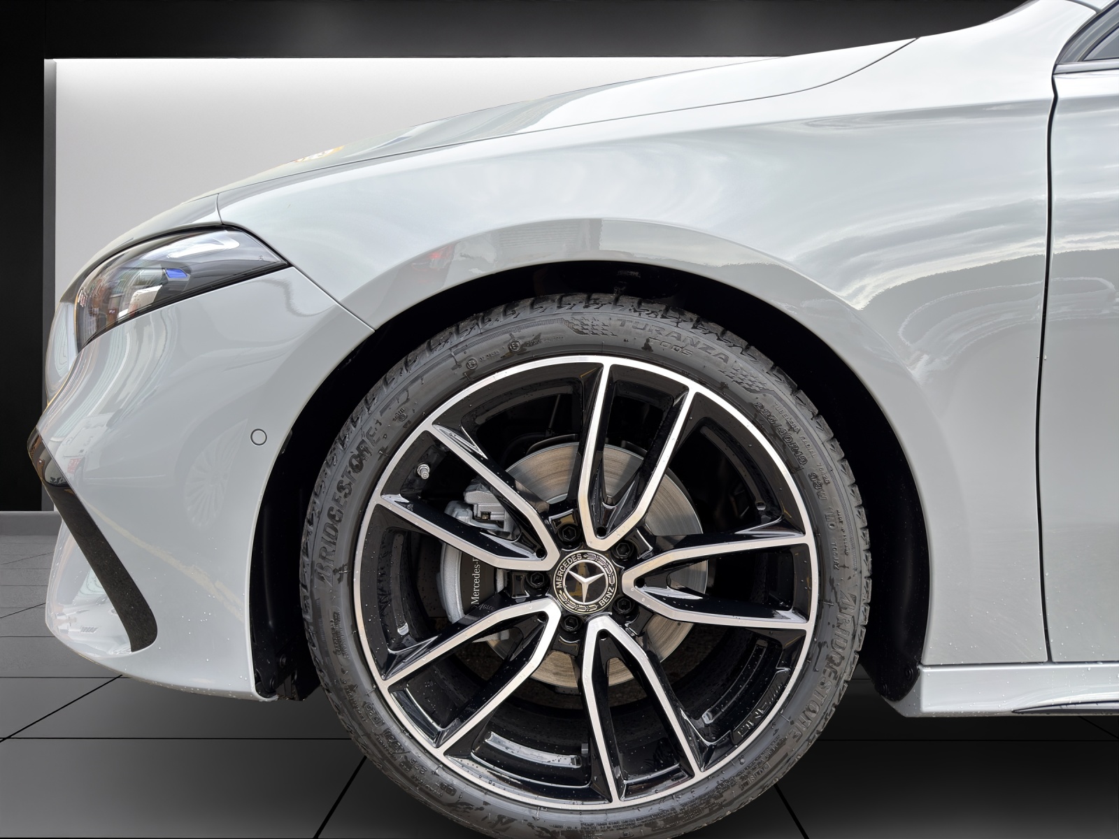 Image MERCEDES-BENZ A-200 A 200 Night Star 7G-DCT