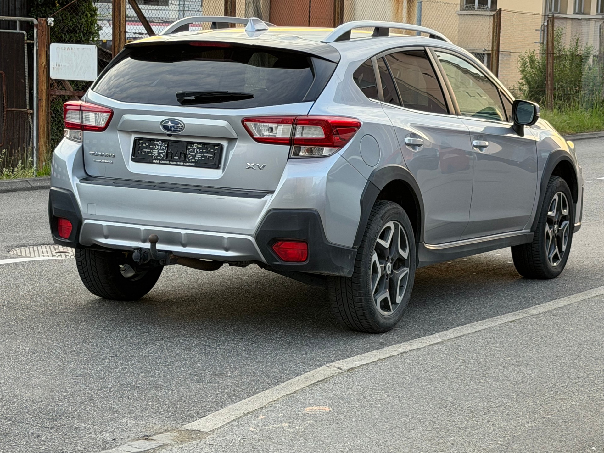 SUBARU XV 2.0 Swiss AWD Lineartronic-image-4