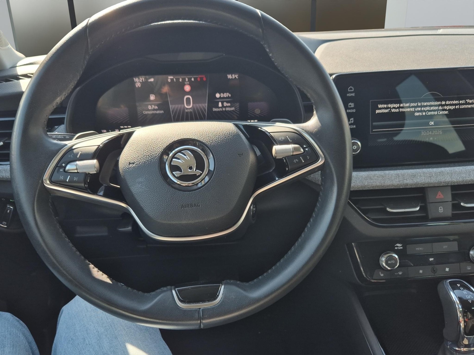 SKODA Kamiq 1.5 TSI Selection DSG-image-9