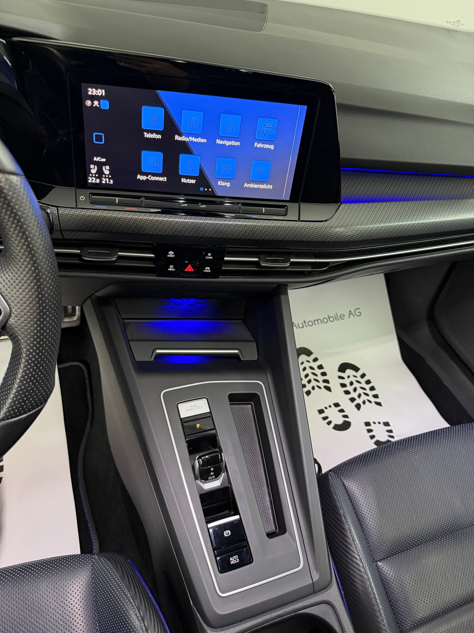 VW Golf Variant 2.0 TSI R-Performance 320PS LAPIZ BLUE DSG 4Motion / RF-Kamera / Leder / Head-Up Display / Keyless / H&K Sound /-image-12