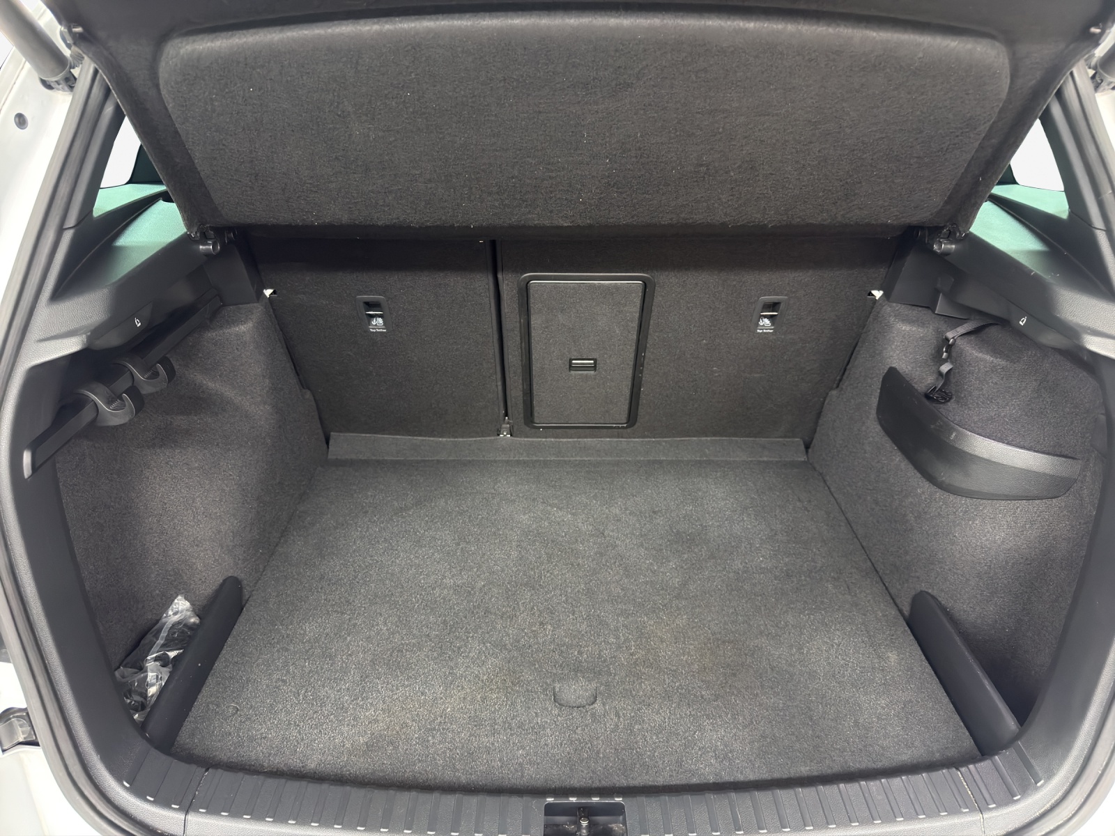 SKODA Karoq 2.0 TSI SportLine 4x4 DSG-image-12