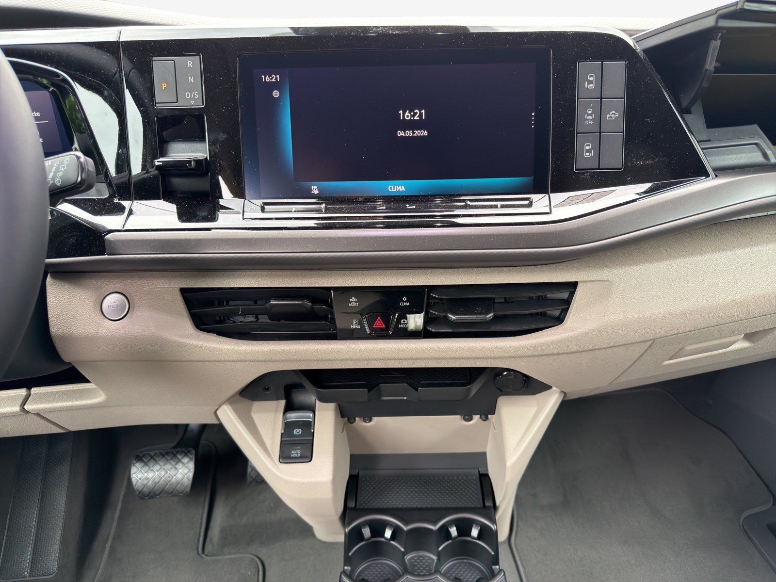 VW California eHybrid Beach Camper 4Motion-image-10