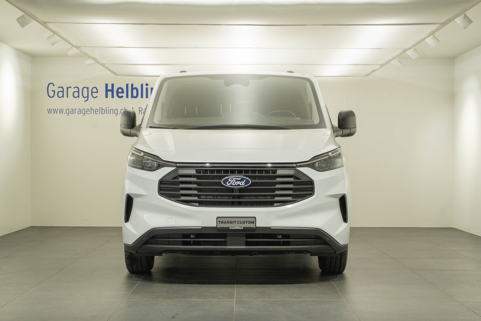 FORD Transit C Van 320 L1 2.0 EcoBlue 136 Trend-image-1