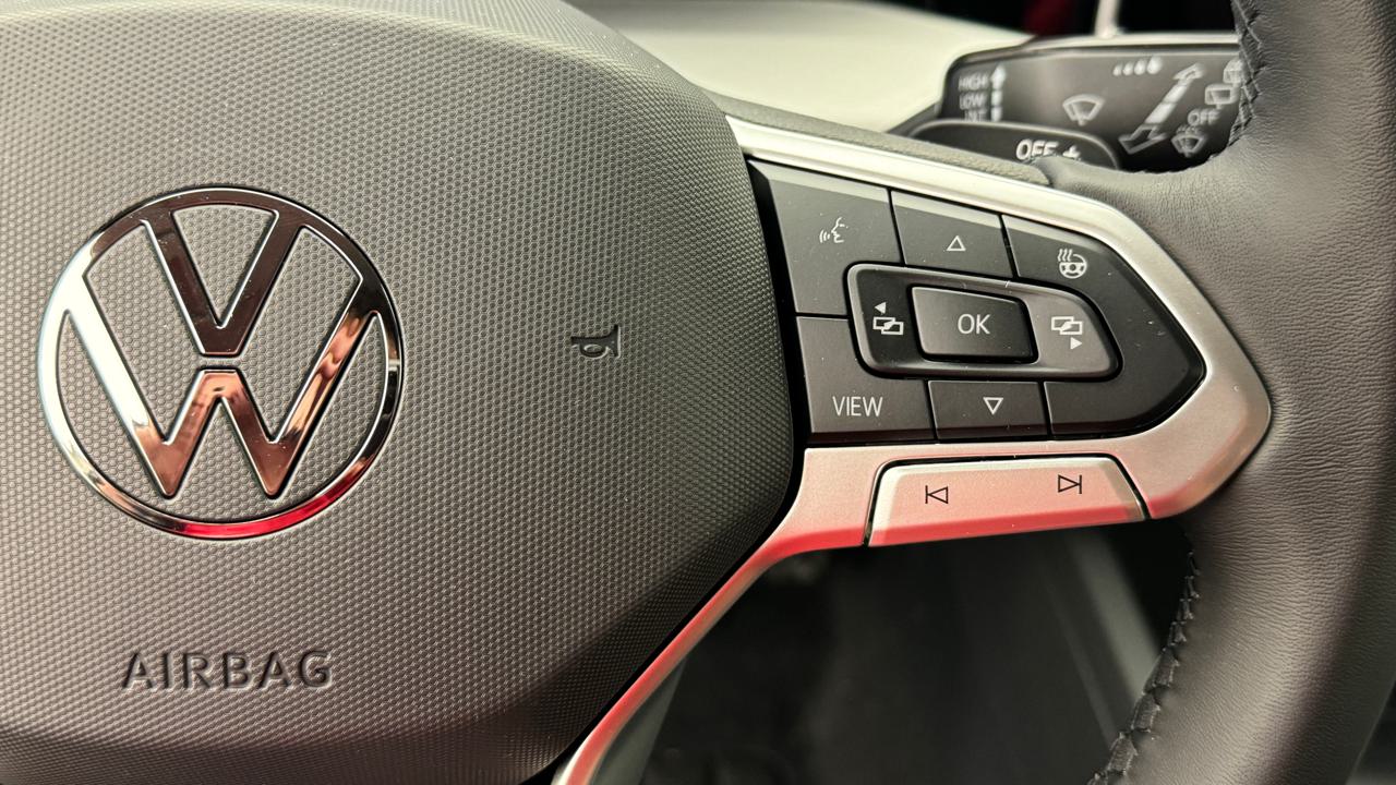 VW Golf VIII 1.5 TSI PHEV Limited-image-9