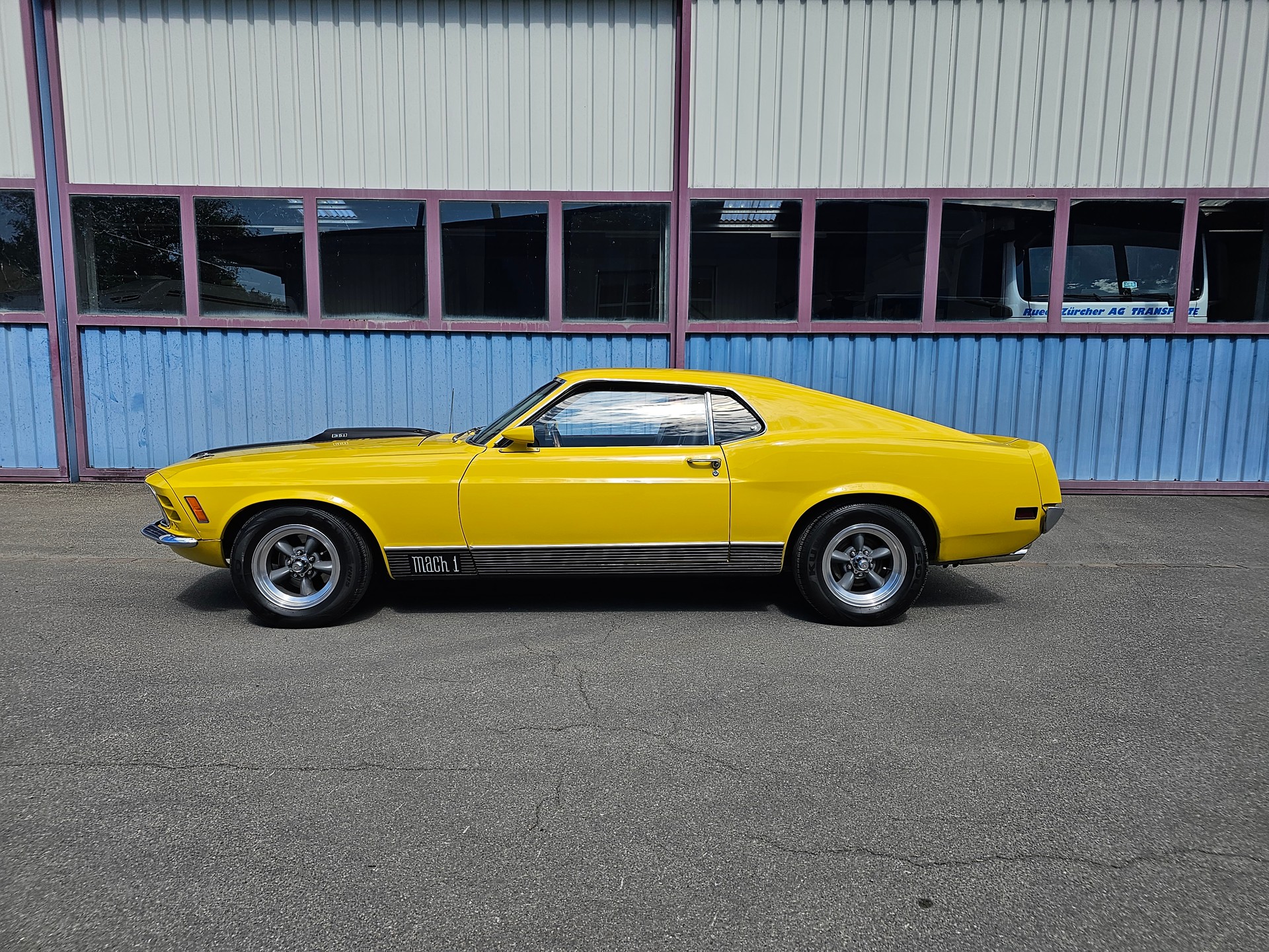 FORD Mustang Fastback Mach 1-image-1