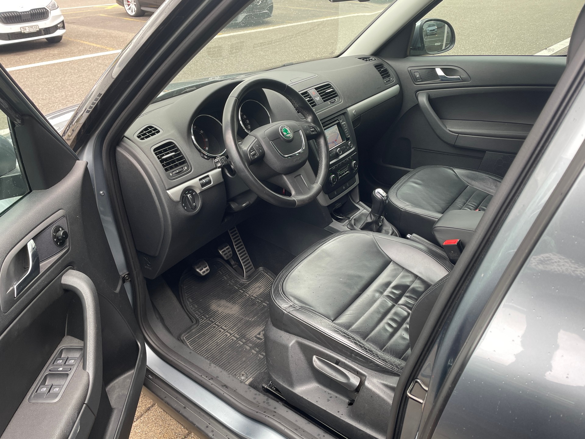 SKODA Yeti 1.8 TSI Experience 4x4 Anhängekupplung-image-8