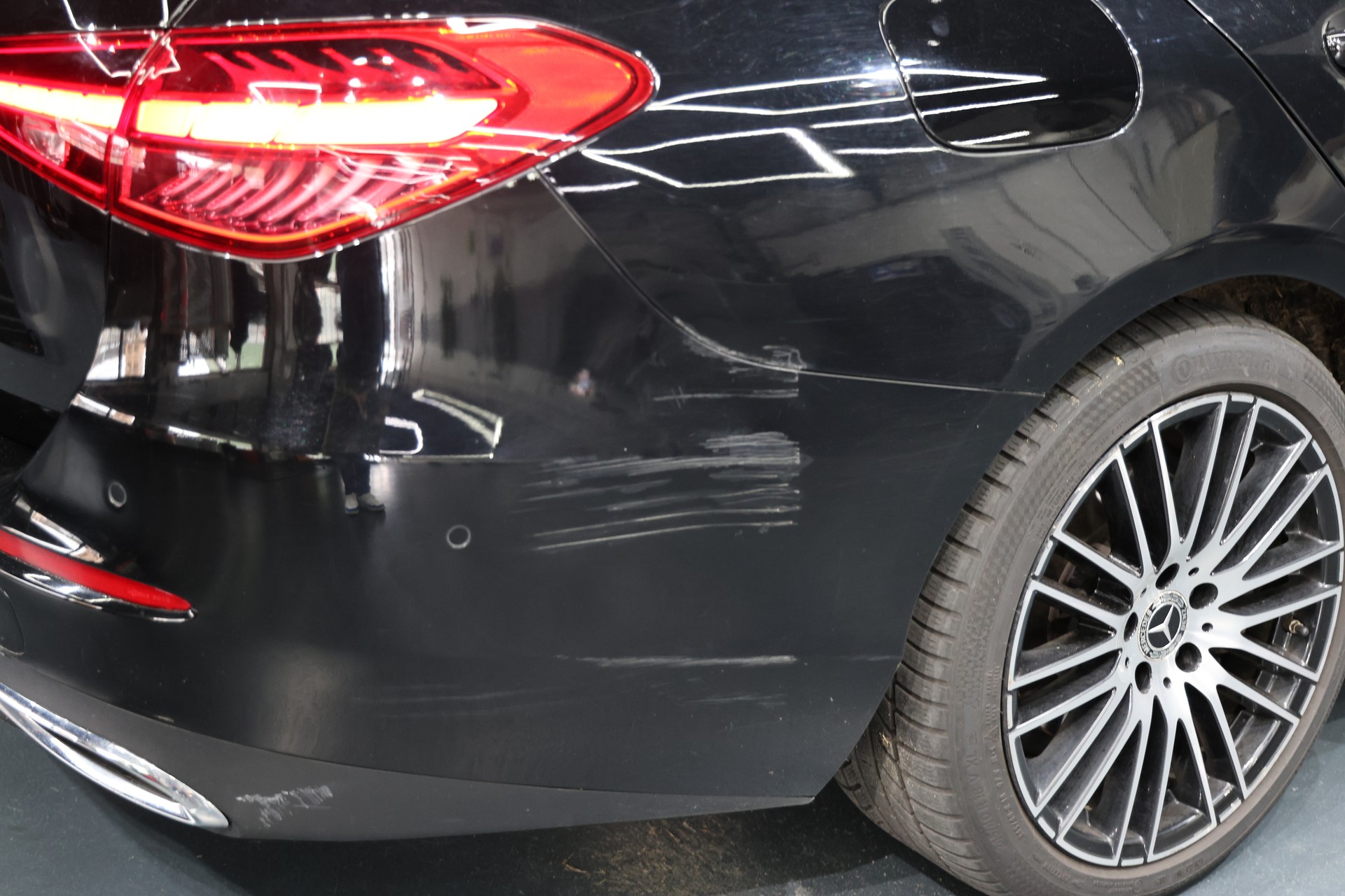 MERCEDES-BENZ C 220 d T 4Matic Avantgarde-image-23