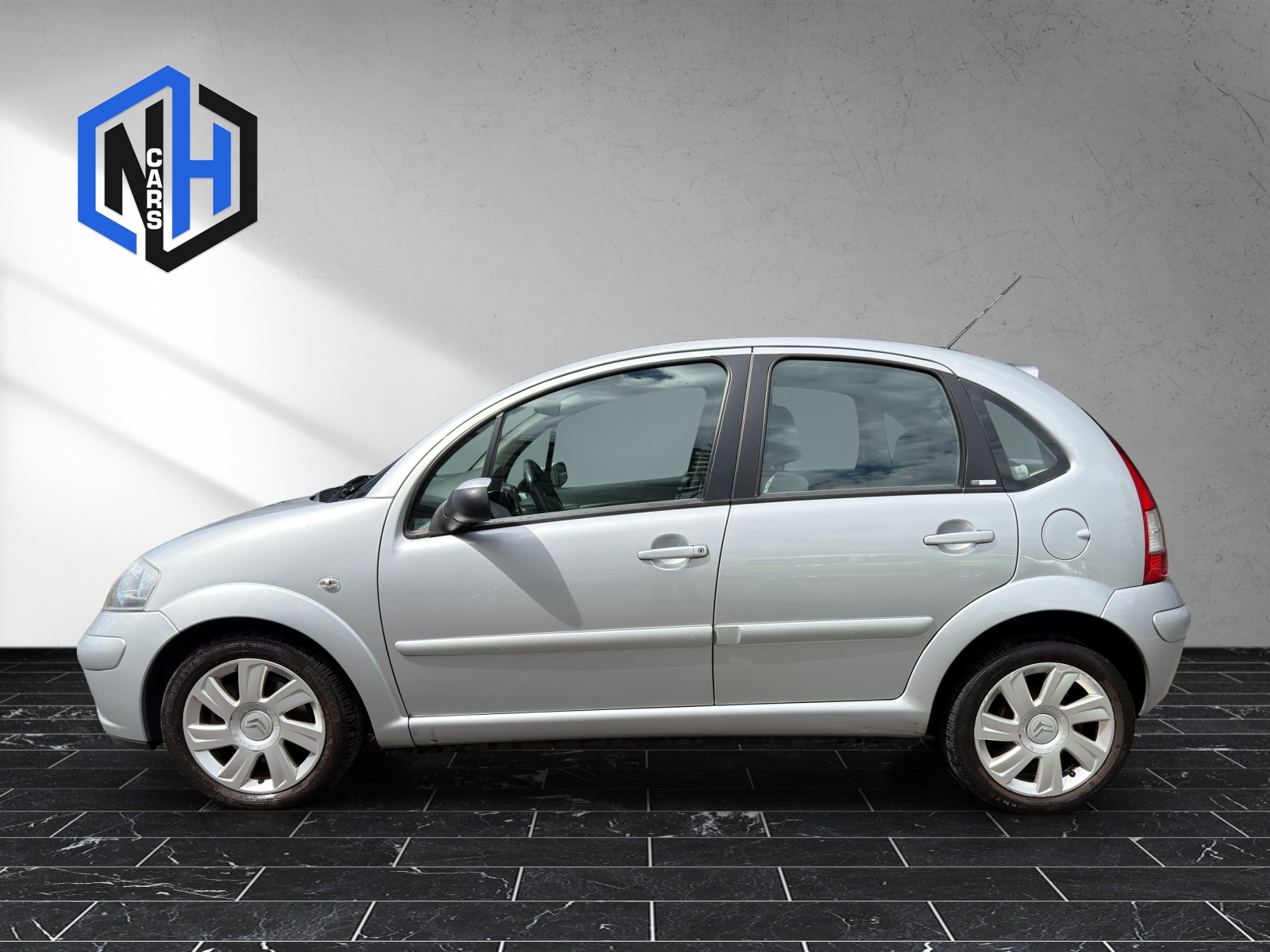 CITROEN C3 1.6i 16V Exclusive-image-4