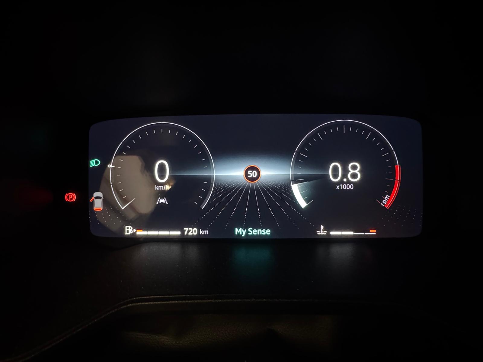 RENAULT Clio 1.0 Techno-image-19