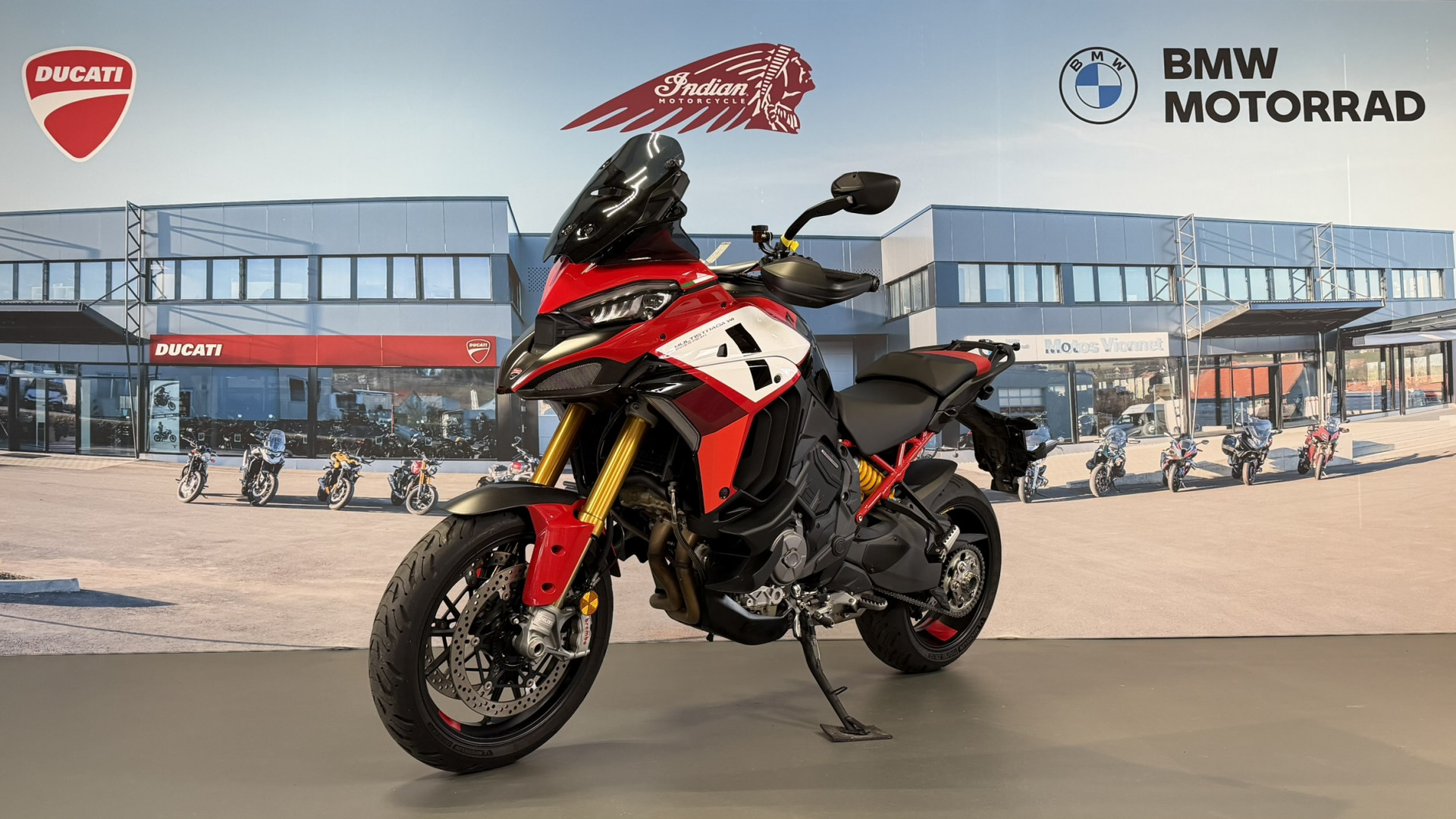 DUCATI Multistrada 1160 V4 Pikes Peak-showroom-element-2
