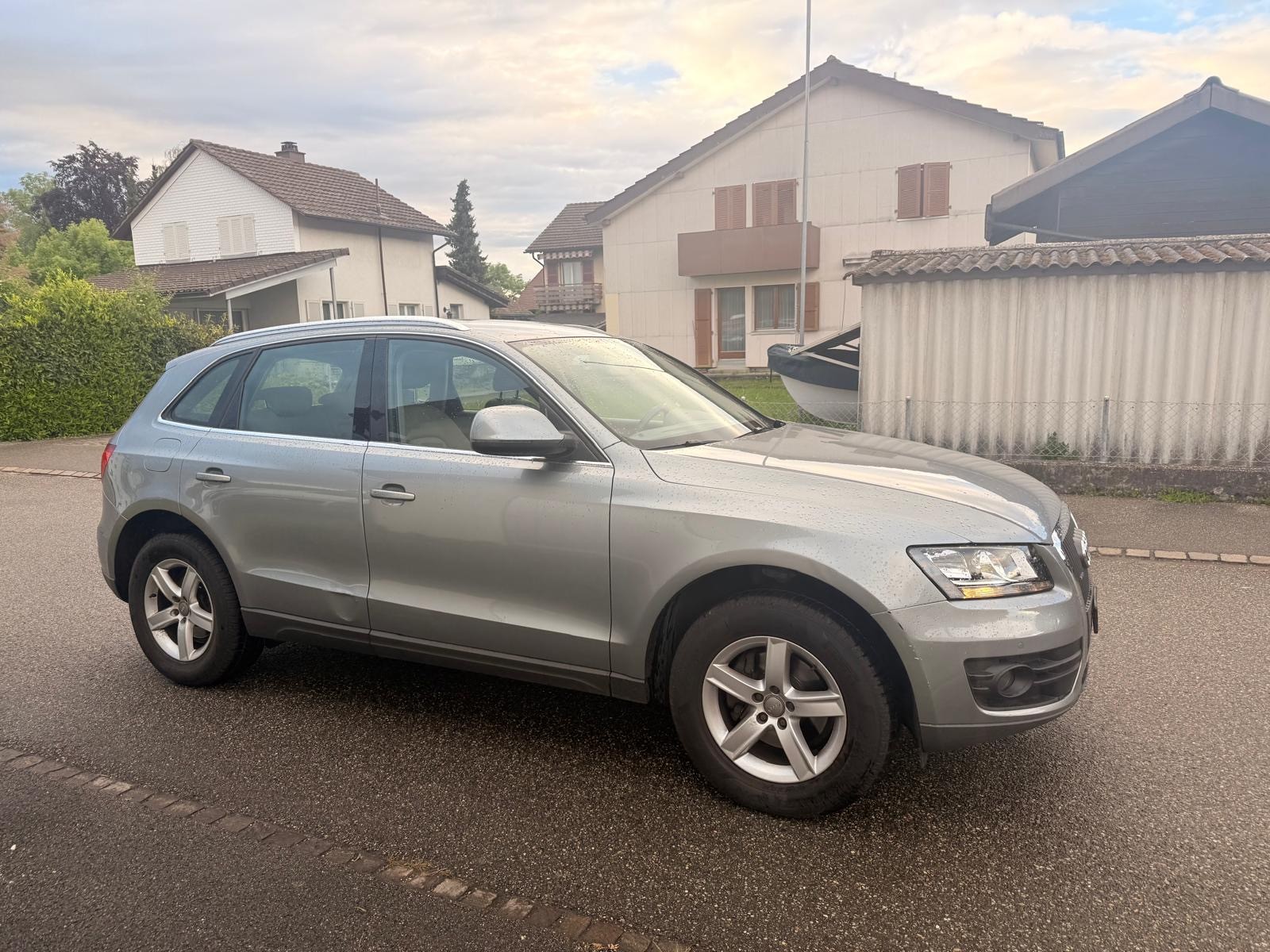 AUDI Q5 2.0 TDI quattro S-tronic-image-9