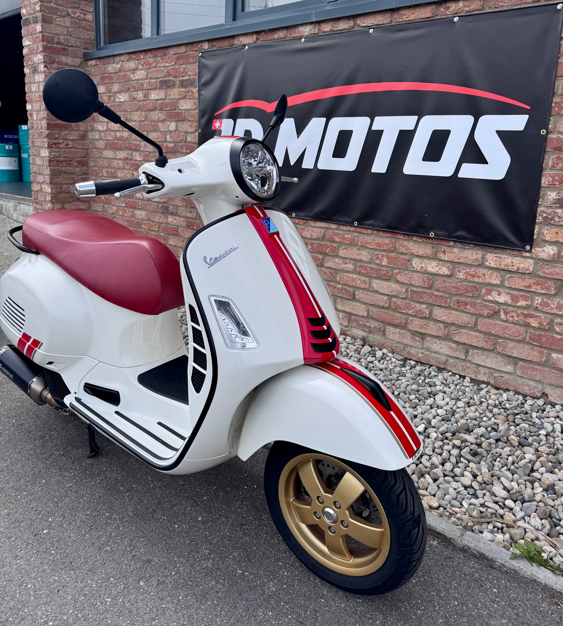 PIAGGIO Vespa GTS 125 i.e ABS-showroom-element-2