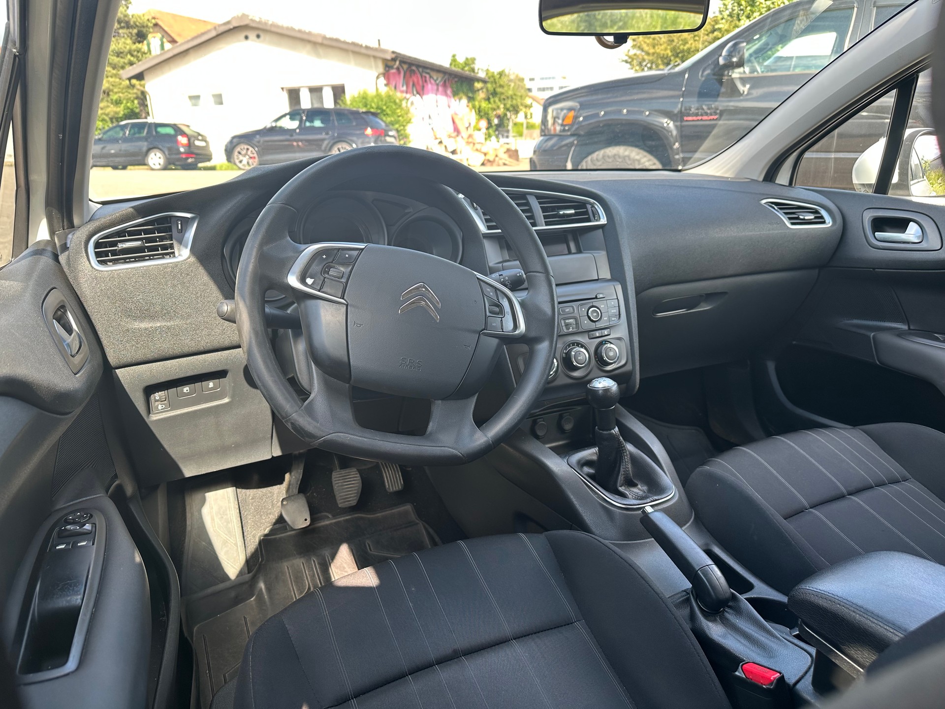 CITROEN C4 1.2 Pure Tech Live-image-9