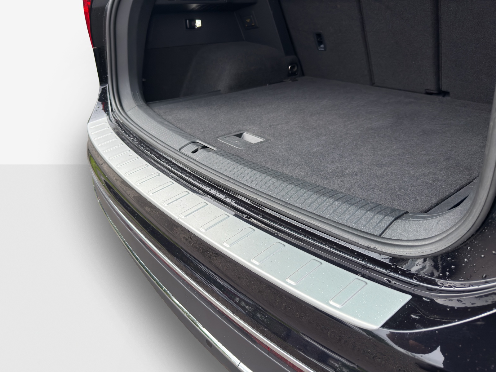 VW Tiguan 2.0TSI Elegance 4Motion DSG-image-14