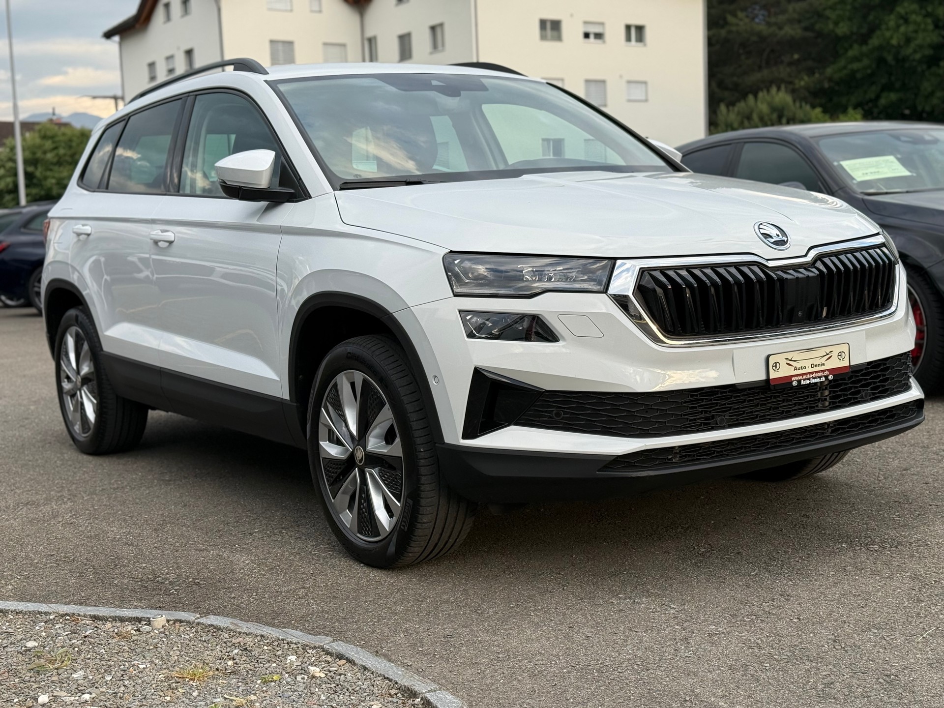 SKODA Karoq 2.0 TDI Style 4x4 DSG-showroom-element-3