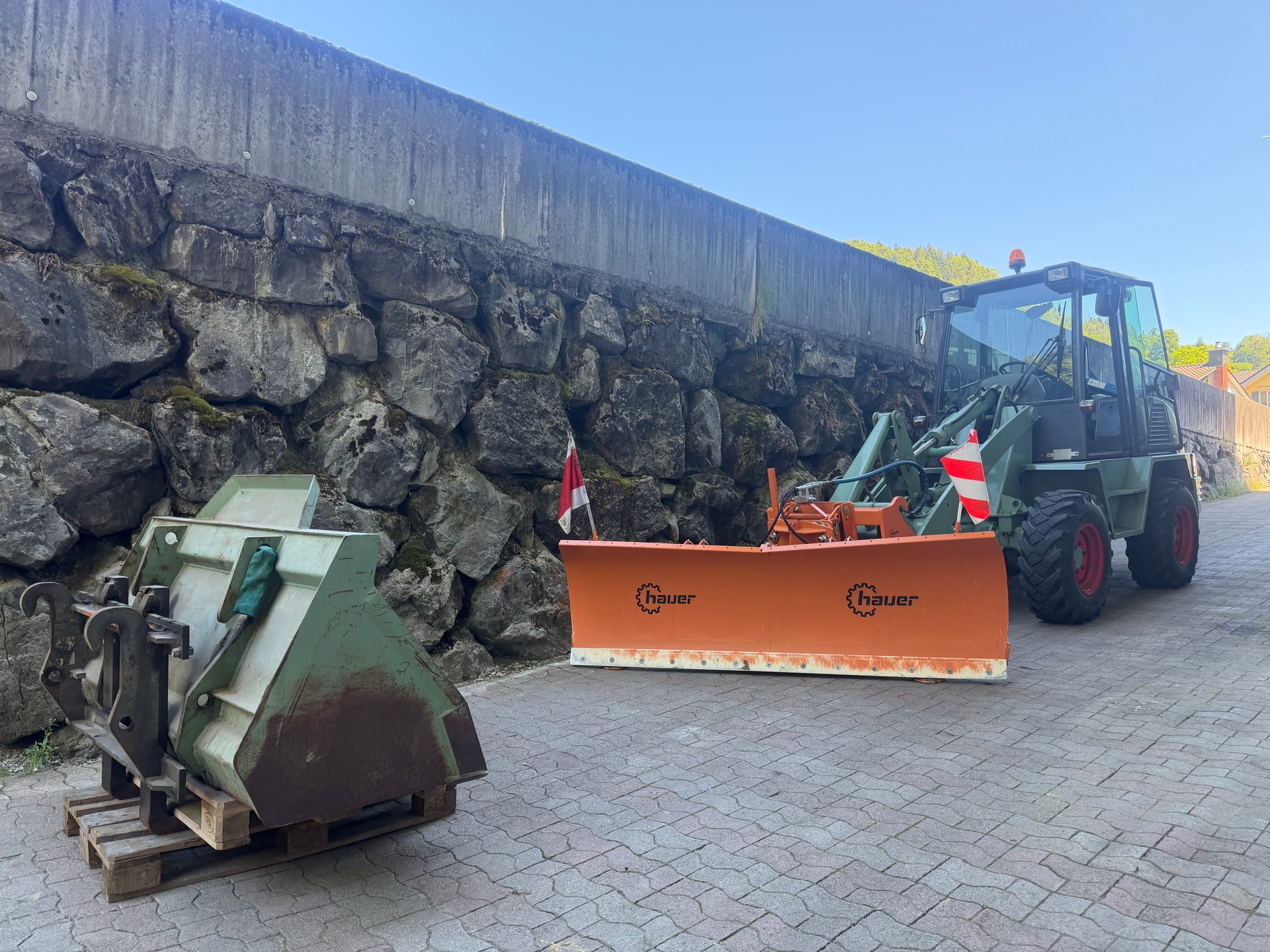UNIMOG Kramer 320 4x4 Radlader