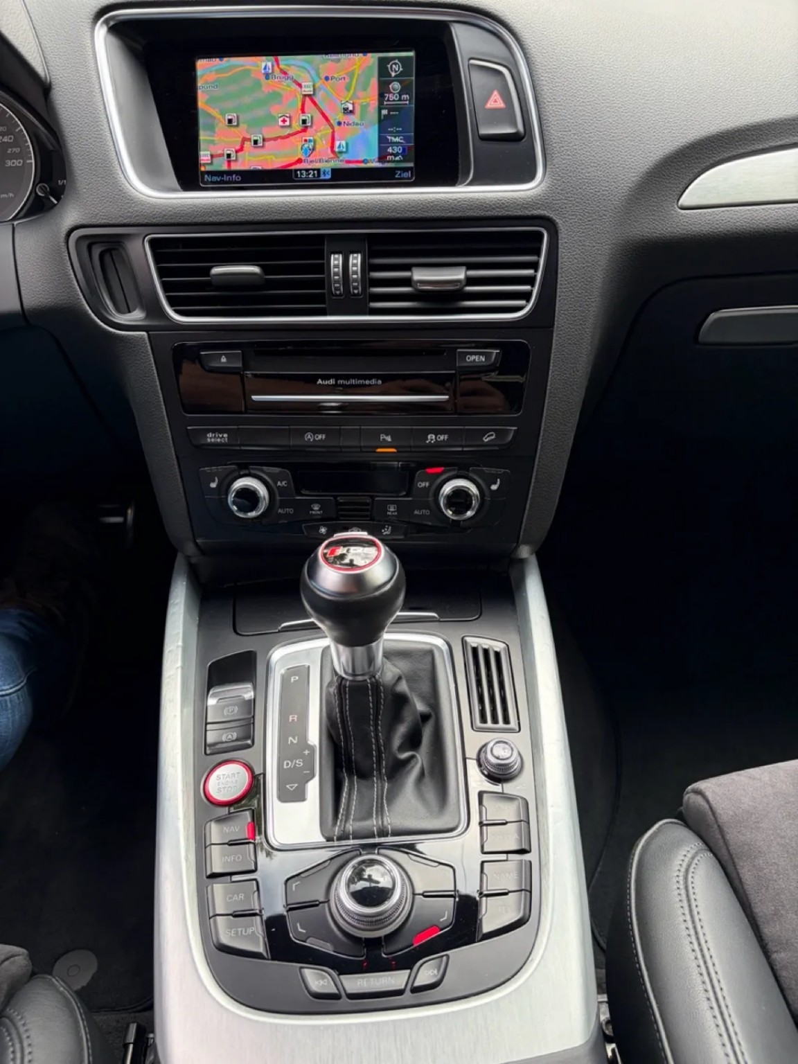 AUDI SQ5 3.0 TDI quattro tiptronic-image-14
