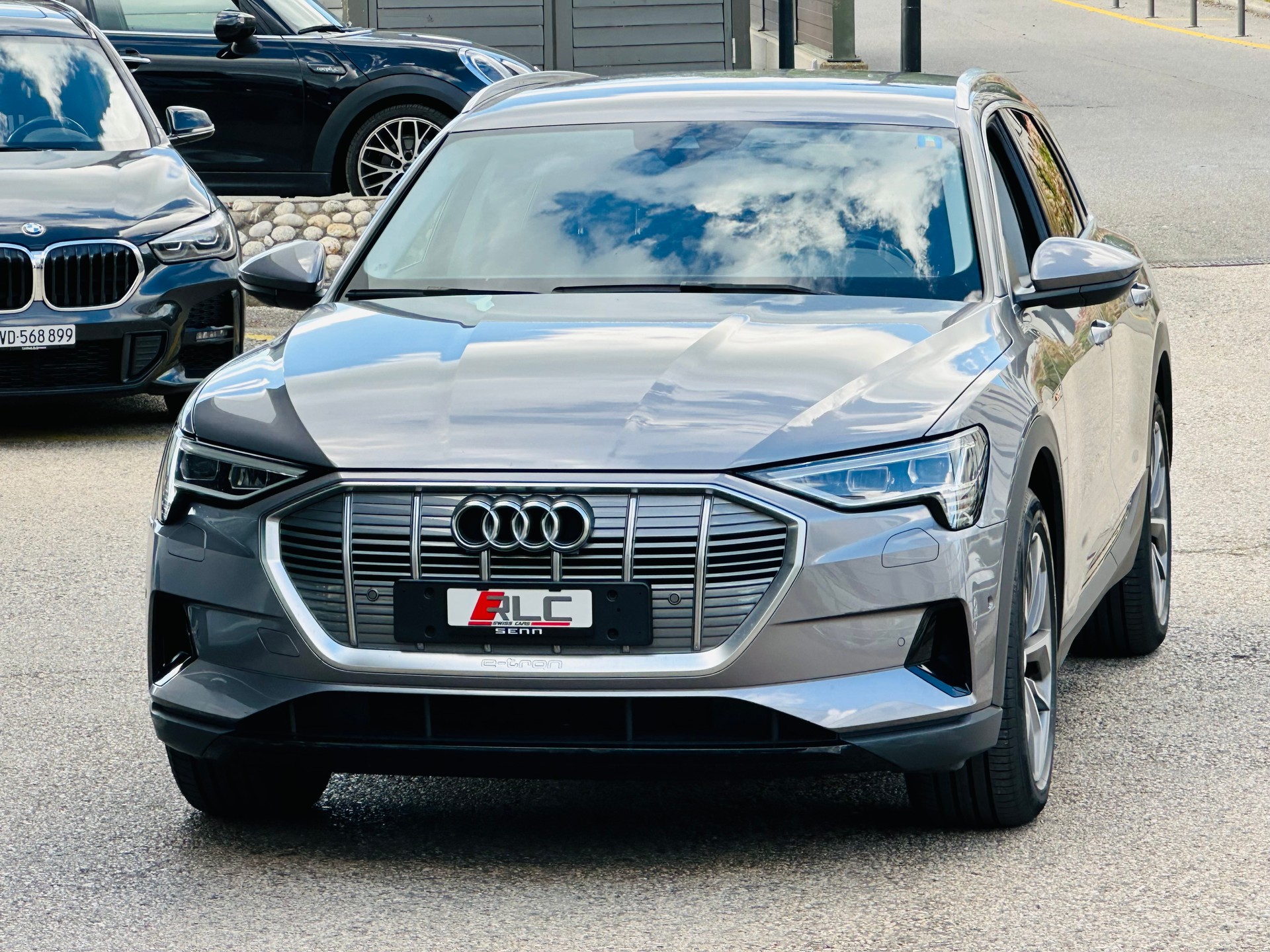 AUDI e-tron 50 Sportback quattro-image-5
