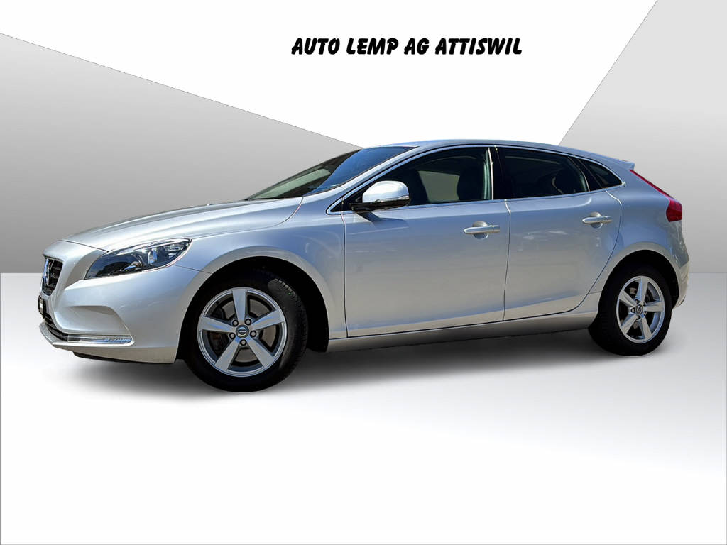 VOLVO V40 2.0 D3 Momentum S/S-image-0