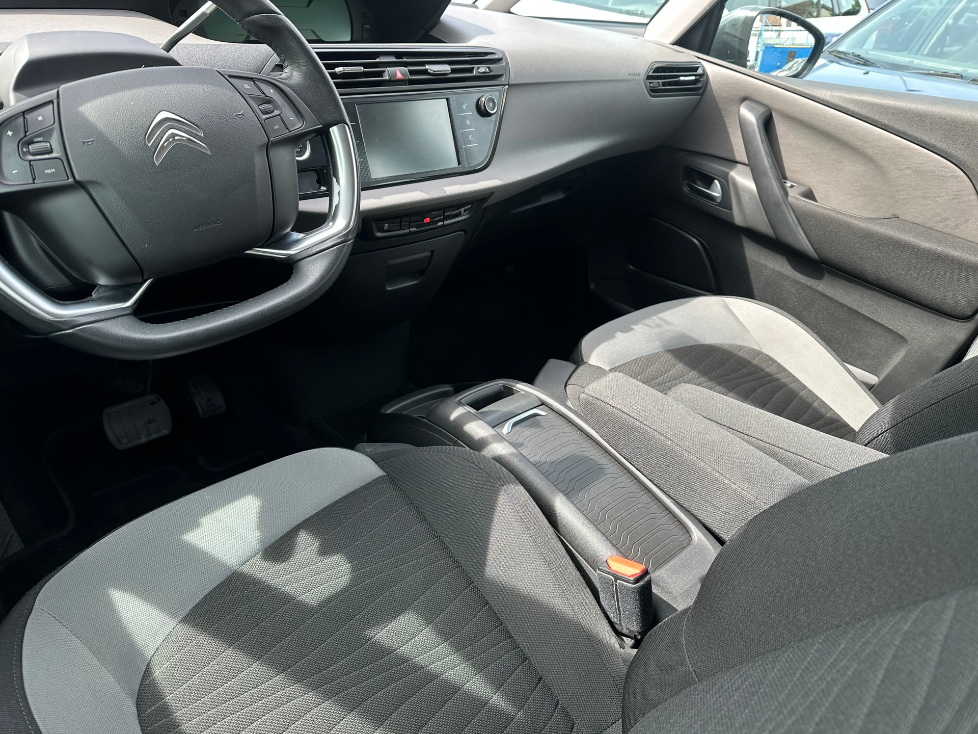 CITROEN C4 Picasso 1.6 e-HDi Intensive ETG6-image-4